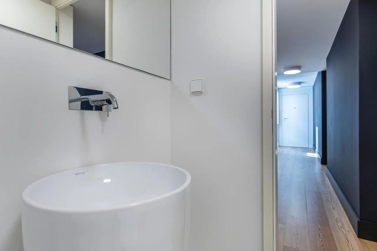 Stunning Apartment In Heart Of Lisbon By Lovelystay